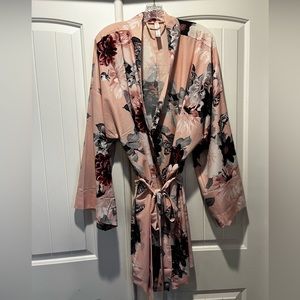 Cacique kimono style robe plus size 26